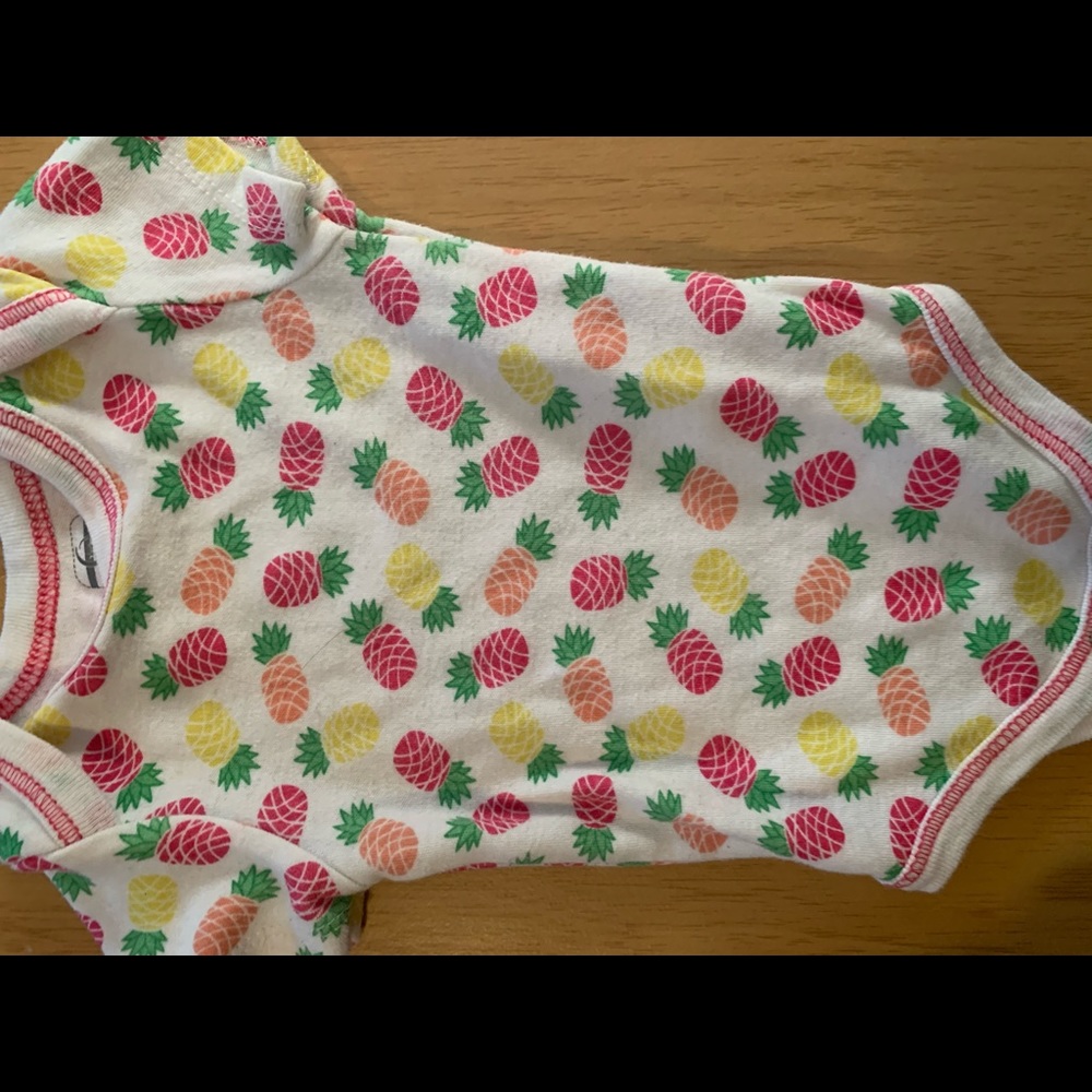 Set of 2 onesies